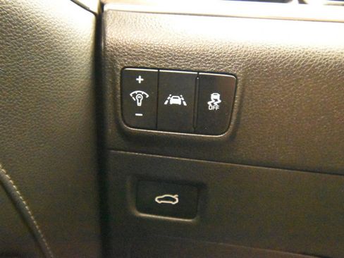 Used 2022 Kia K5 EX image 29