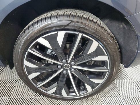 Certified 2026 Volvo XC60 B5 Ultra w/ Protection Package Premier AWD/4WD image 11