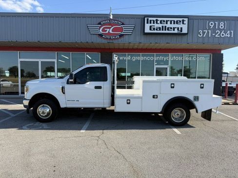 Used 2019 Ford F350 XL w/ Power Equipment Group AWD/4WD image 1