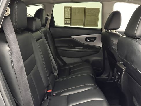 Used 2022 Nissan Murano SV FWD image 33