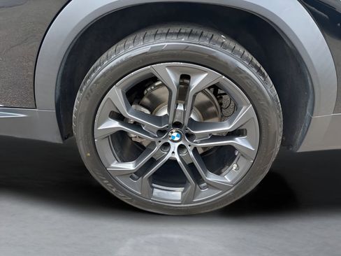 Used 2020 BMW X6 xDrive40i w/ Executive Package AWD/4WD image 39
