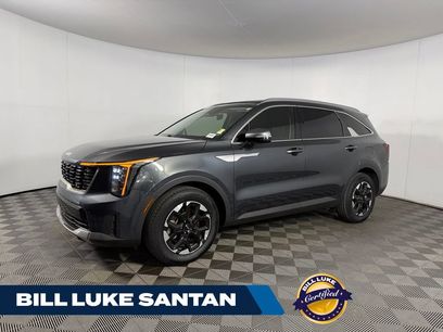 Used 2024 Kia Sorento S w/ Panoramic Sunroof Package