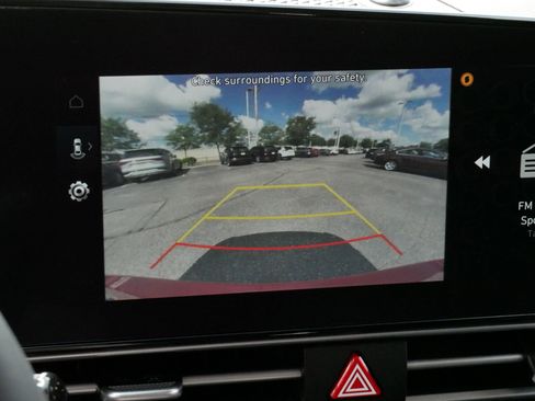 Used 2023 Hyundai Elantra SEL w/ Convenience Package FWD image 29