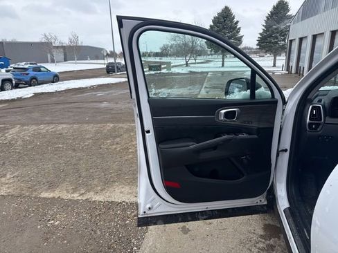 Used 2022 Kia Sorento SX Prestige AWD/4WD image 12