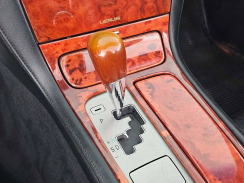 Used 2008 Lexus SC 430 Convertible image 30