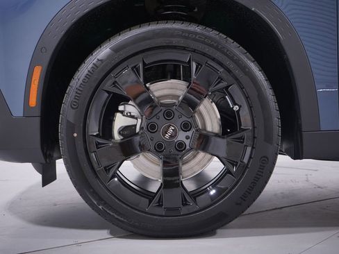 New 2026 MINI Cooper Countryman SE image 2