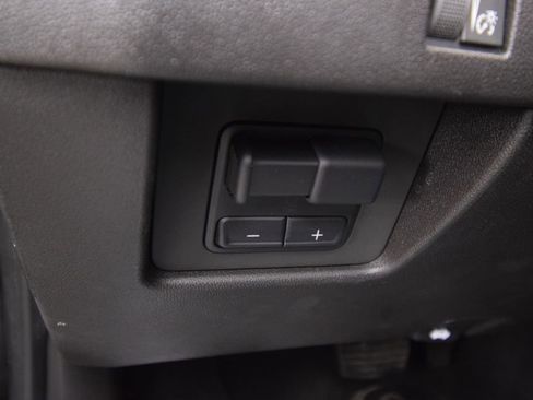 Used 2025 GMC Canyon Elevation w/ Convenience Package image 37