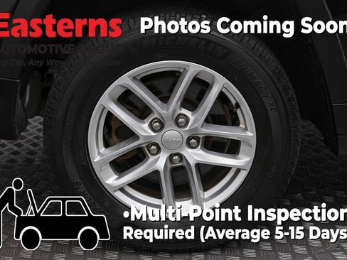 Used 2022 Jeep Grand Cherokee L Laredo w/ Luxury Tech Group I AWD/4WD image 30