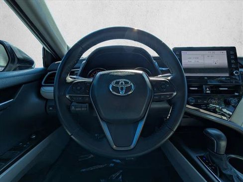 Used 2023 Toyota Camry XSE image 11