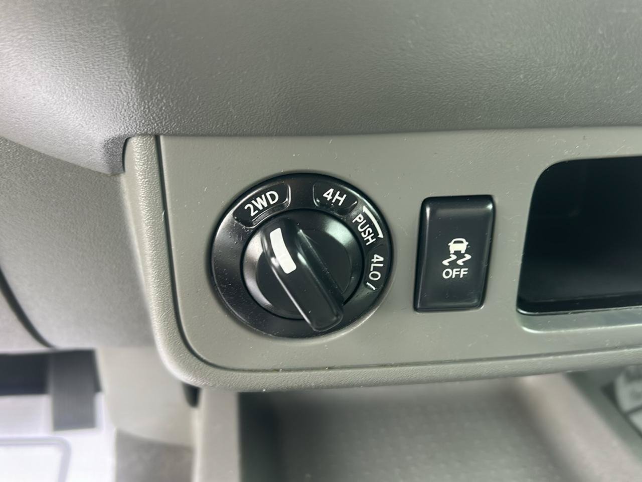 Used 2019 Nissan Frontier SV AWD/4WD image 18