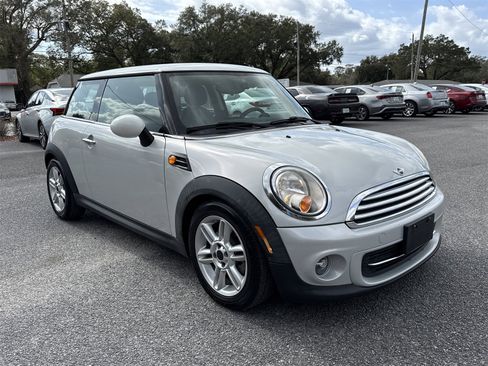 Used 2013 MINI Cooper Hardtop image 8