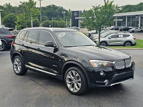 Used 2017 BMW X3 xDrive28i AWD/4WD image 1