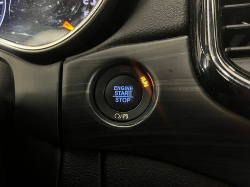Used 2021 Jeep Grand Cherokee Laredo X AWD/4WD image 24