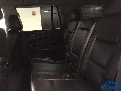 Used 2017 GMC Yukon SLT AWD/4WD image 37