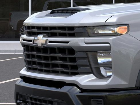 Used 2024 Chevrolet Silverado 2500 Custom w/ Custom Value Package AWD/4WD image 13
