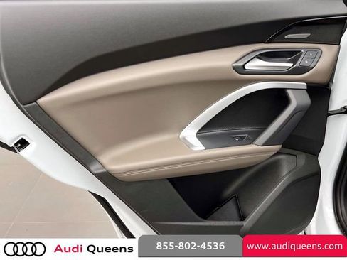 Used 2025 Audi Q5 Premium Plus w/ Premium Plus AWD/4WD image 11