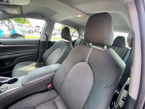 Used 2023 Toyota Camry LE FWD image 19