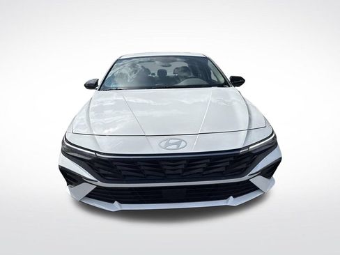 New 2026 Hyundai Elantra SEL Sport Premium FWD image 2