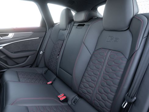 New 2026 Audi RS 6 performance image 36