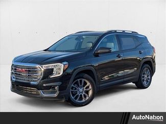 Used 2023 GMC Terrain SLT image 1