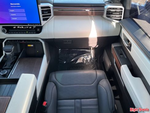 Used 2023 Toyota Sequoia Capstone AWD/4WD image 19