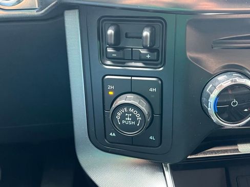 Used 2022 Ford F150 Platinum w/ Equipment Group 701A High AWD/4WD image 34