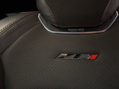 Used 2017 Chevrolet Camaro ZL1 image 10