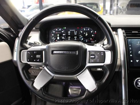 Used 2022 Land Rover Discovery HSE R-Dynamic AWD/4WD image 15