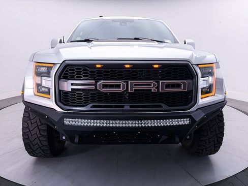 Used 2018 Ford F150 Raptor w/ Equipment Group 802A Luxury AWD/4WD image 14