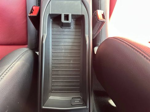 Certified 2022 Porsche 718 Cayman S RWD image 29