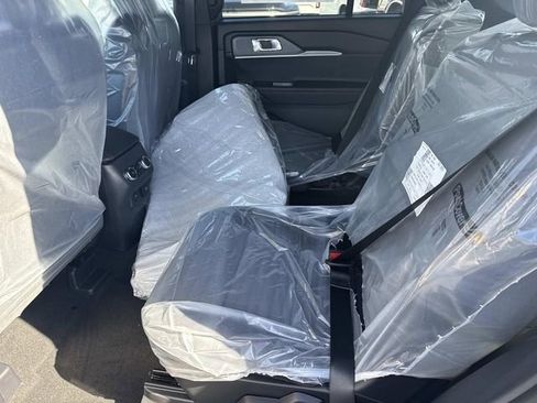 New 2026 Ford Explorer ST-Line image 8