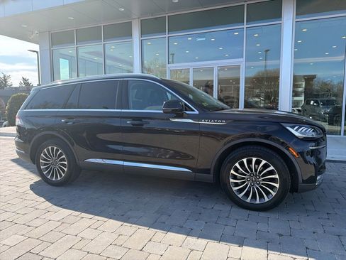 Used 2021 Lincoln Aviator Reserve w/ Elements Package Plus image 5