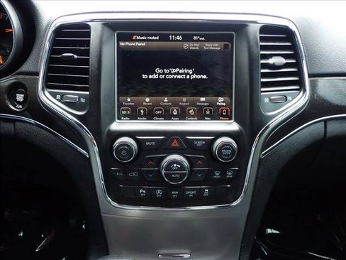 Used 2018 Jeep Grand Cherokee Limited w/ Luxury Group II AWD/4WD image 18