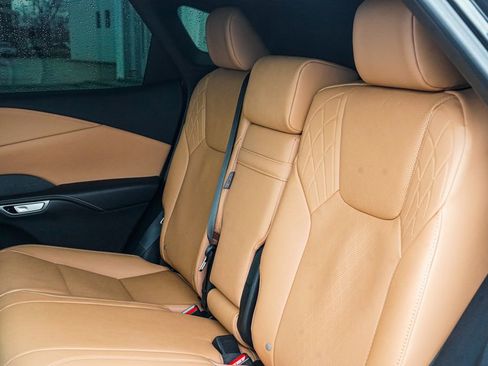 Used 2024 Lexus RX 350 Premium Plus w/ Convenience Package image 15