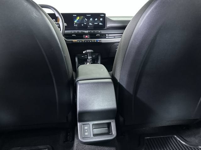 Used 2026 Kia K4 FWD image 22