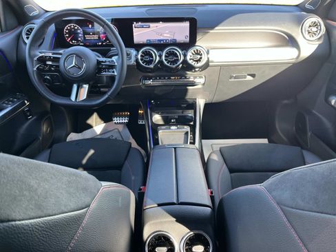 Certified 2024 Mercedes-Benz GLB 250 image 13