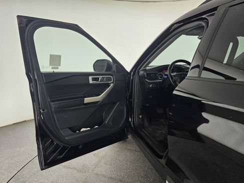 Used 2020 Ford Explorer XLT RWD image 21