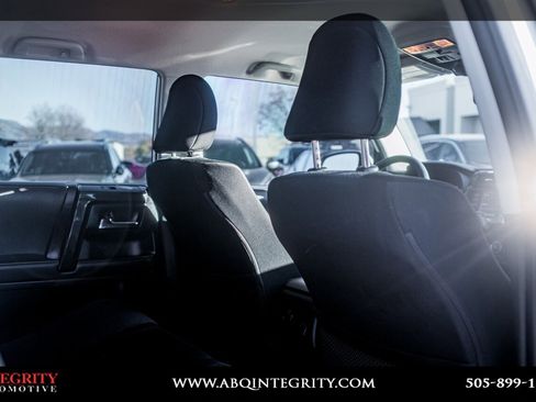 Used 2023 Toyota 4Runner TRD Off-Road image 37