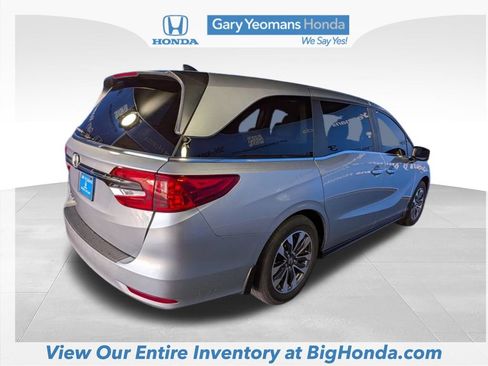Certified 2024 Honda Odyssey EX-L image 7