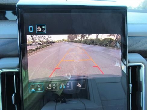 Used 2025 GMC Yukon Denali image 26