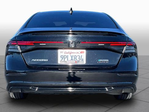 Used 2024 Honda Accord Sport image 4