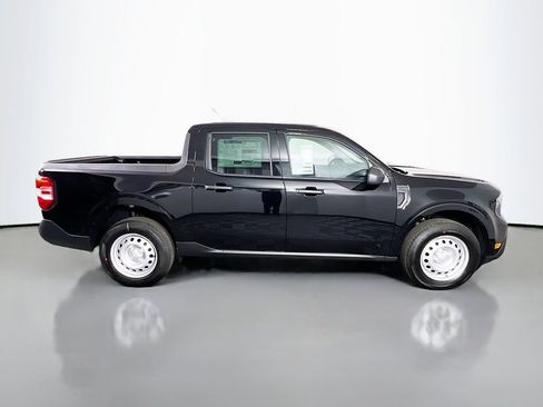 New 2026 Ford Maverick XL image 17