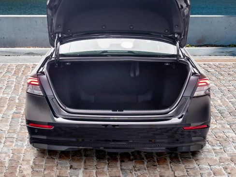 New 2025 Honda Accord Touring image 29