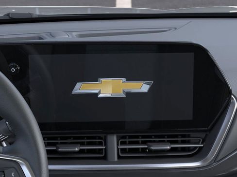 Used 2025 Chevrolet Trax ACTIV FWD image 50