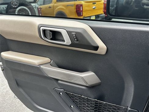 Certified 2023 Ford Bronco Wildtrak image 30