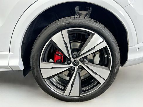 New 2025 Audi SQ5 Premium Plus image 30