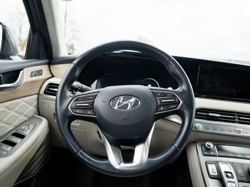 Used 2022 Hyundai Palisade Calligraphy image 15