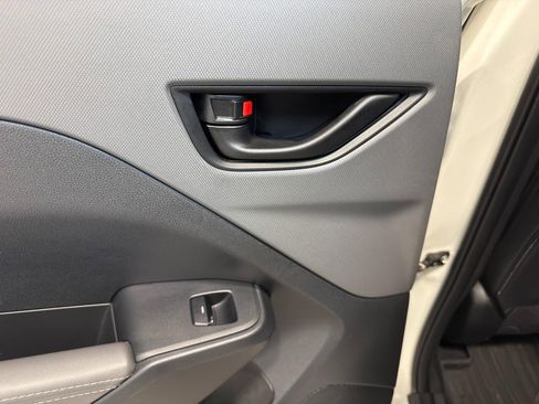 Used 2024 Subaru Crosstrek 2.0i Premium image 21