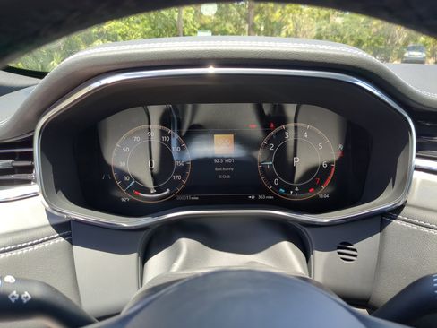 New 2026 Jaguar F-PACE R-Dynamic S image 34