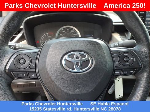 Used 2021 Toyota Corolla LE FWD image 10
